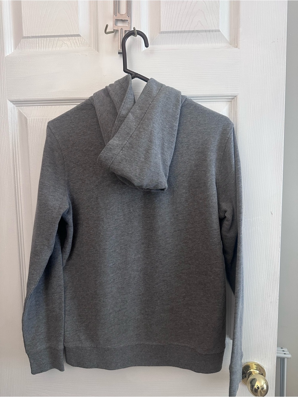abercrombie kids gray hoodie with embroidered moose logo Boys Size XL 15/16 - Picture 3 of 4